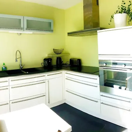 Bel Proche De Toutes Commodites Apartmán *